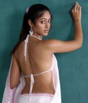 ileana-dcruz-hot-pics-02