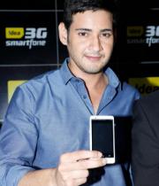 mahesh-babu-at-idea-3g-smartphone-launch-photos-10