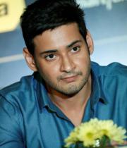 mahesh-babu-at-idea-3g-smartphone-launch-photos-5