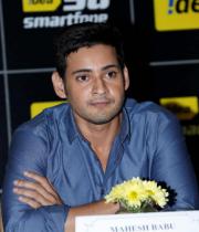 mahesh-babu-at-idea-3g-smartphone-launch-photos-7