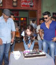 shruthi-hassan-birthday-celebrations-photos-09